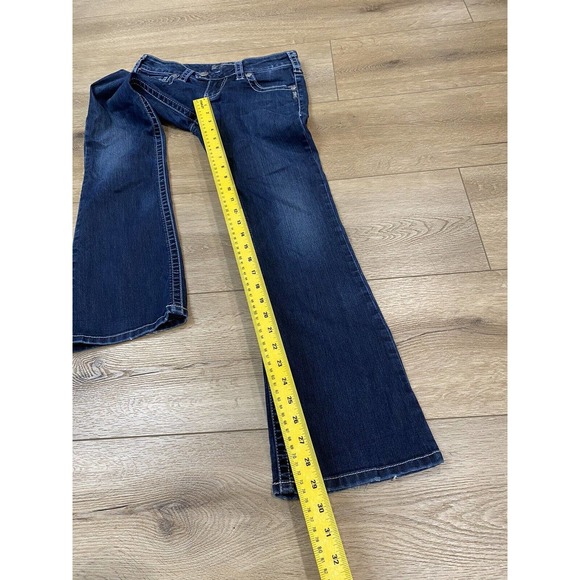 Silver Tuesday Jeans Women's 27x31 Blue Medium Wash Tuesday Boot Cut Jeans - Picture 9 of 9